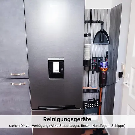Glanzexperts Auszeit Bei Berlin Balkon Kicker & Disneyplus Zossen