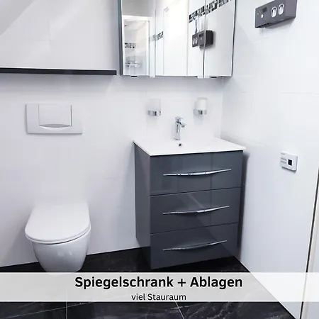 Appartement Glanzexperts Auszeit Bei Berlin Balkon Kicker & Disneyplus