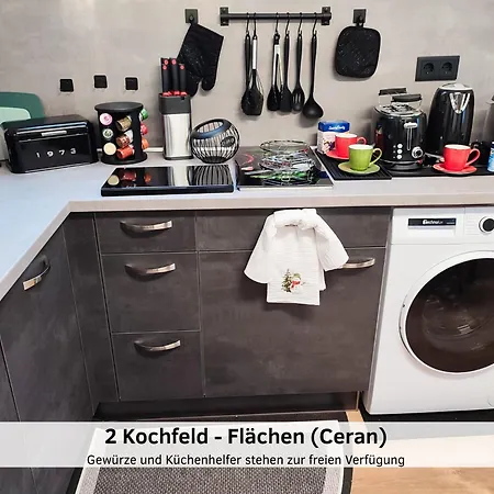Appartement Glanzexperts Auszeit Bei Berlin Balkon Kicker & Disneyplus