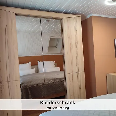 Glanzexperts Auszeit Bei Berlin Balkon Kicker & Disneyplus Appartement *