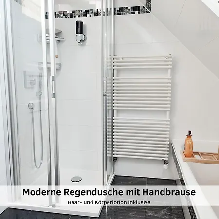 Glanzexperts Auszeit Bei Berlin Balkon Kicker & Disneyplus Appartement Zossen
