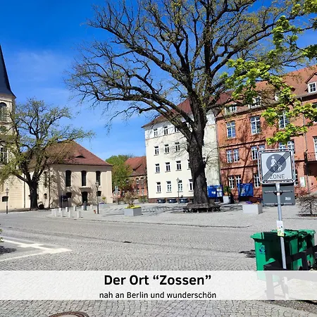 Glanzexperts Auszeit Bei Berlin Balkon Kicker & Disneyplus Appartement Zossen