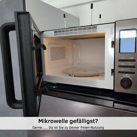 Appartement Glanzexperts Auszeit Bei Berlin Balkon Kicker & Disneyplus